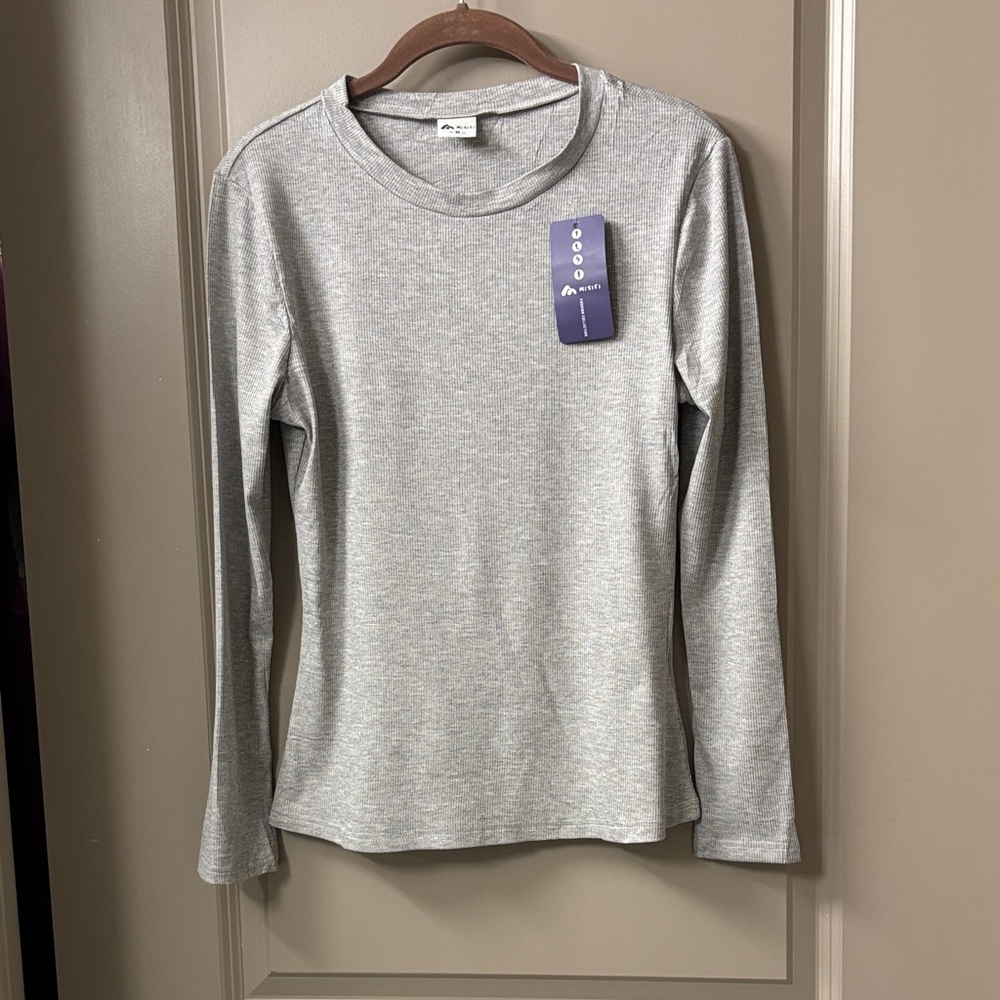 Gray Long Sleeve Crewneck Top